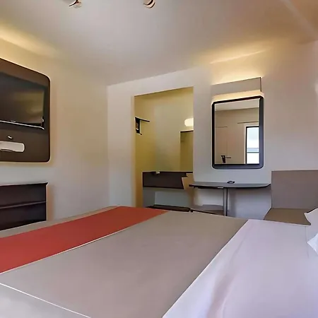 Motel 6-Las Vegas, NV - I-15 Stadium